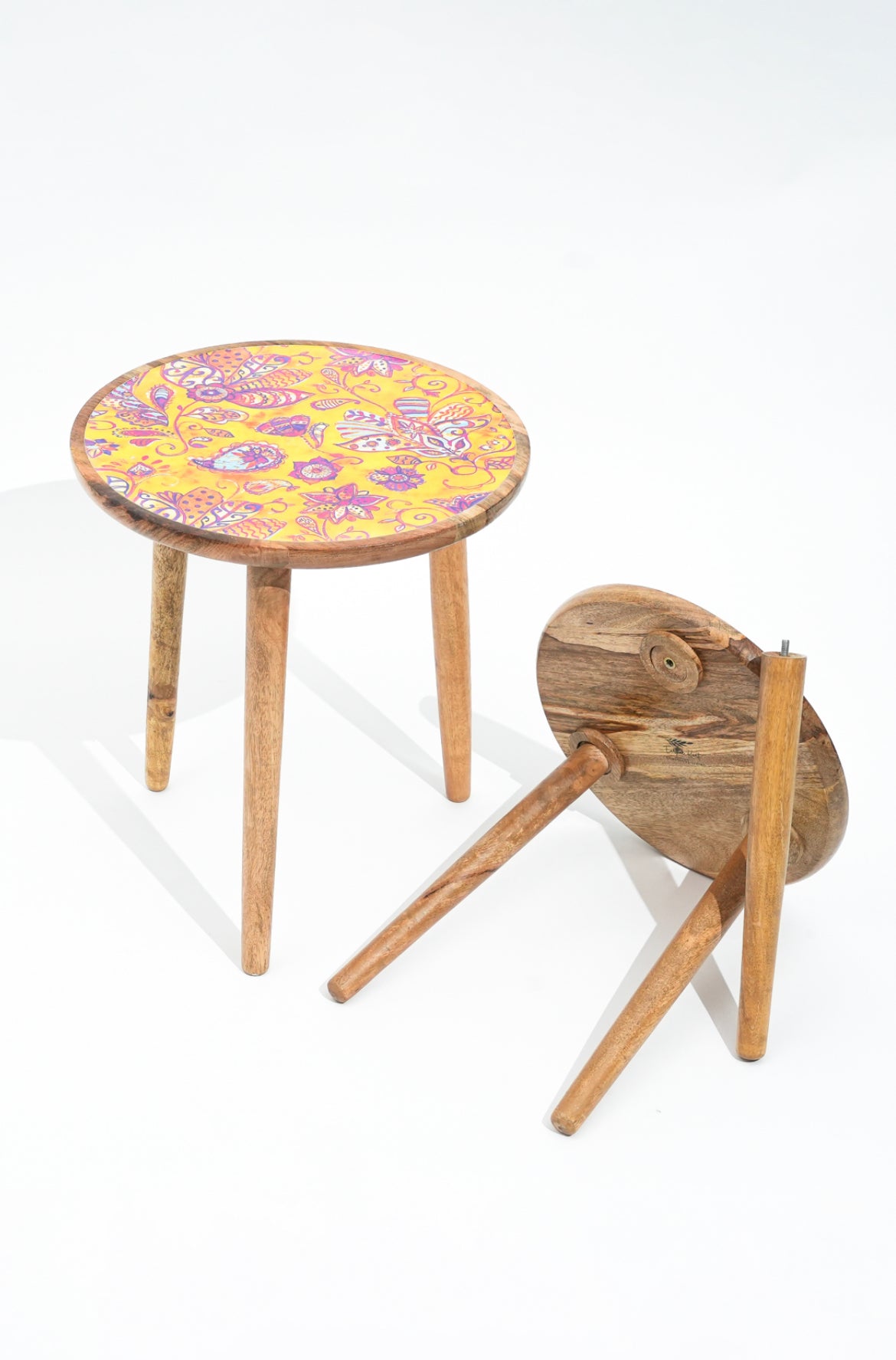 Yellow Mellow - Nested Tables